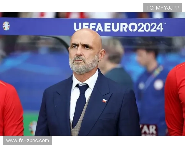 波兰主帅信心十足看莱万制胜 波兰主帅信心十足看莱万制胜